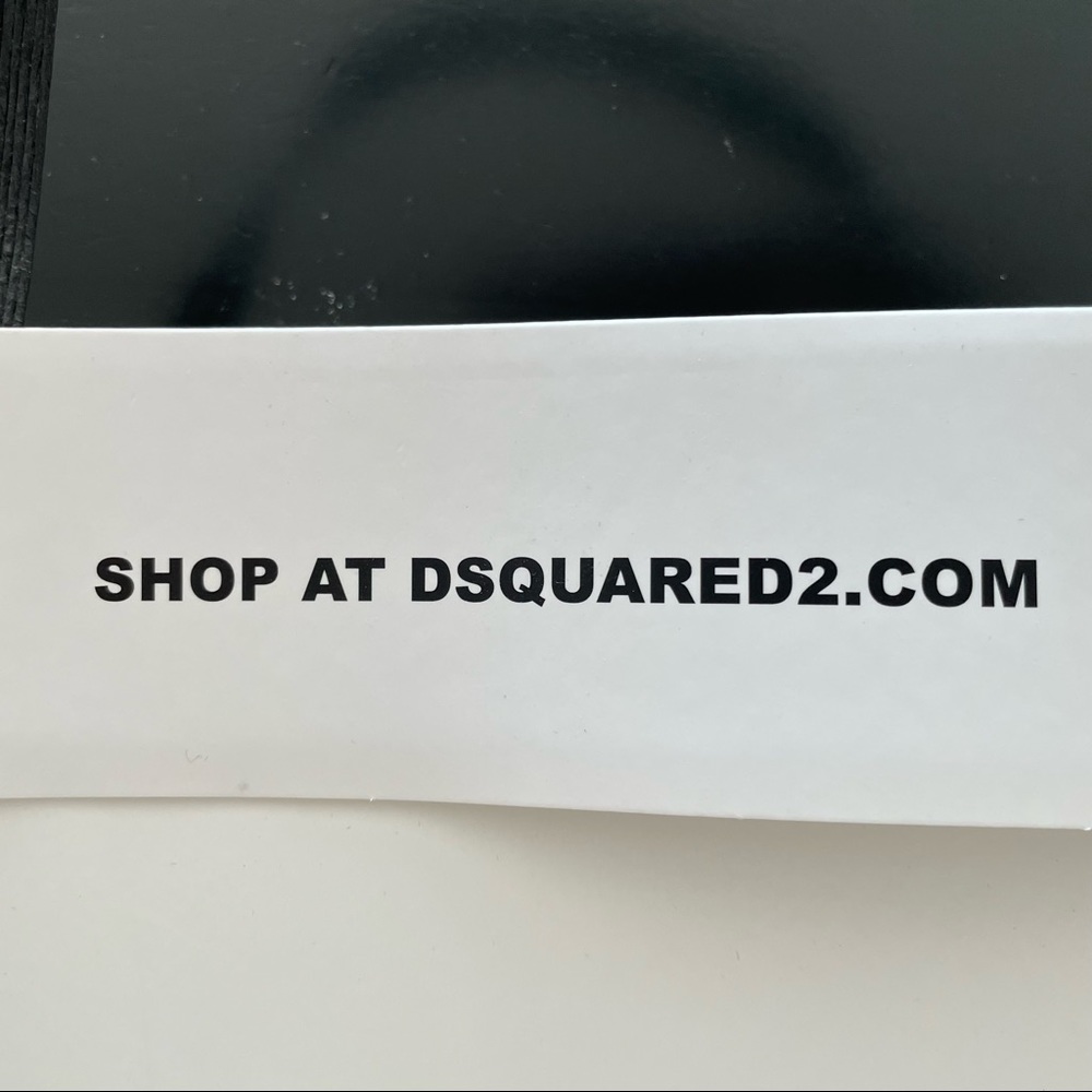 DSquared2 Shopping Gift Bag Black and White - Picture 5 of 10